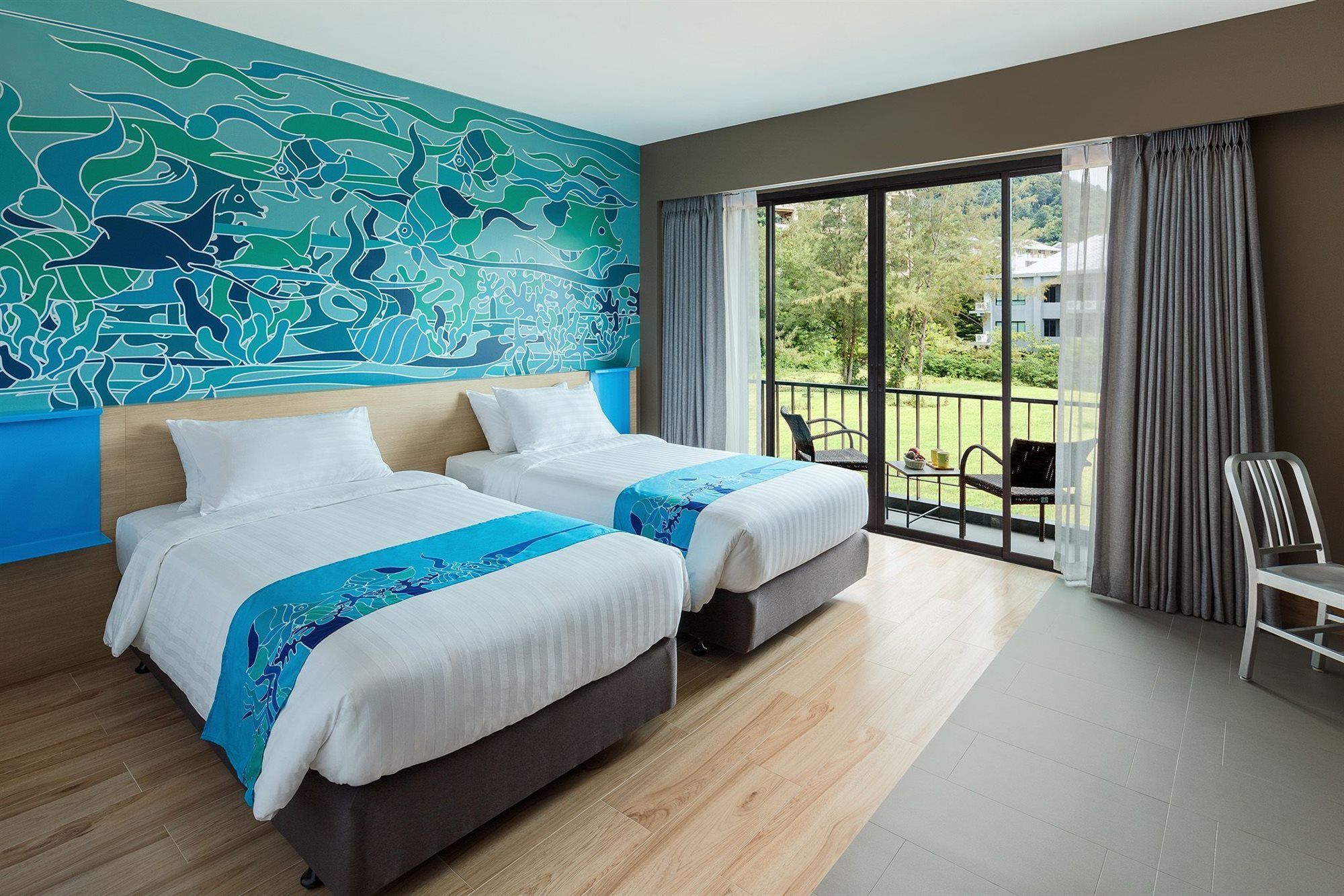 8 Icon Ao Nang Krabi Hotel 4*
