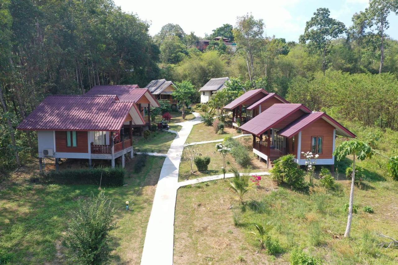 Mookanda * Ko Yao Noi