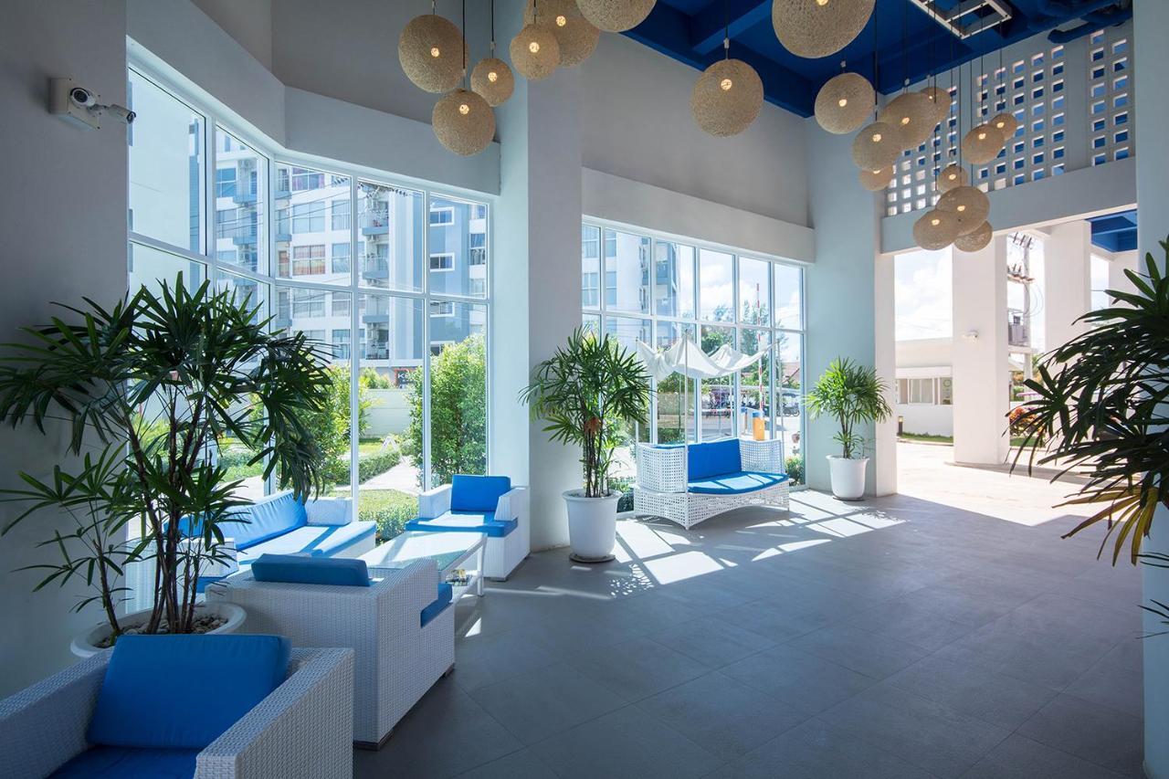 Grandblue Sea View Apartment *