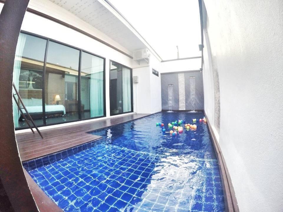 The Vista Pool Resort