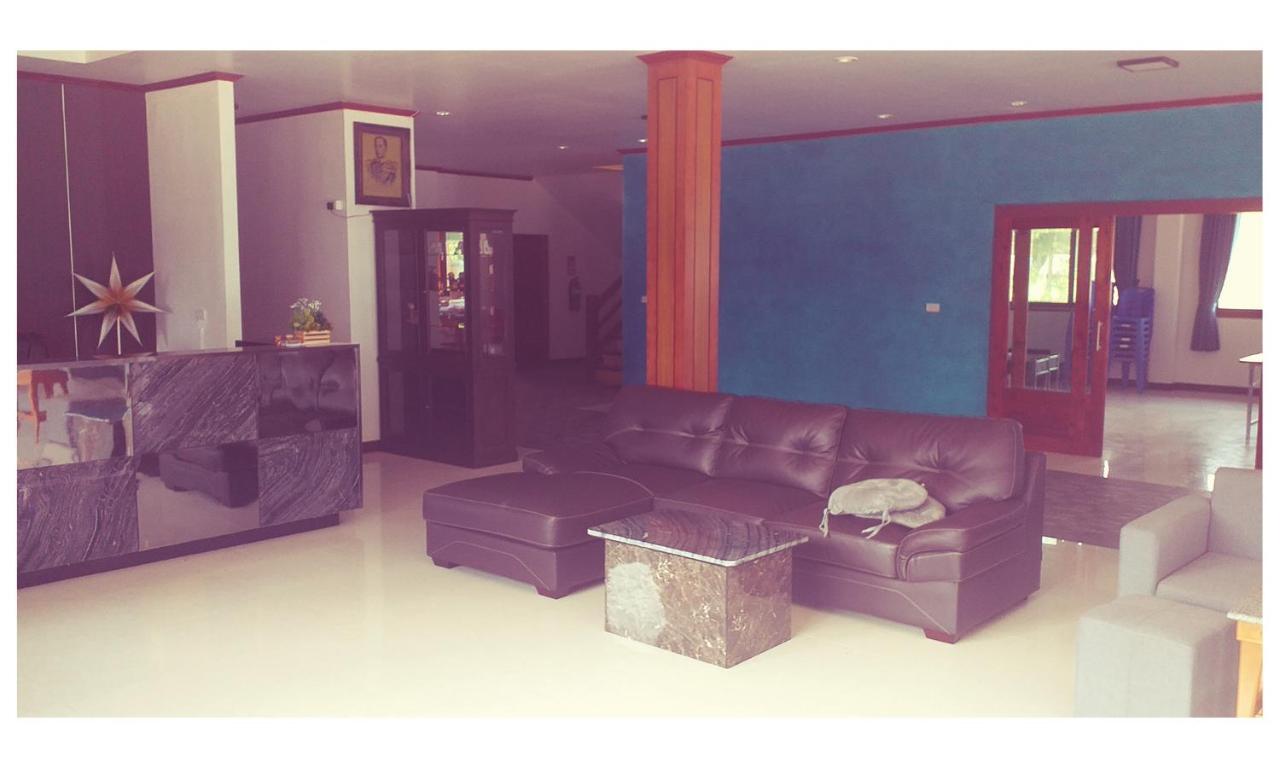 Tawan Hotel