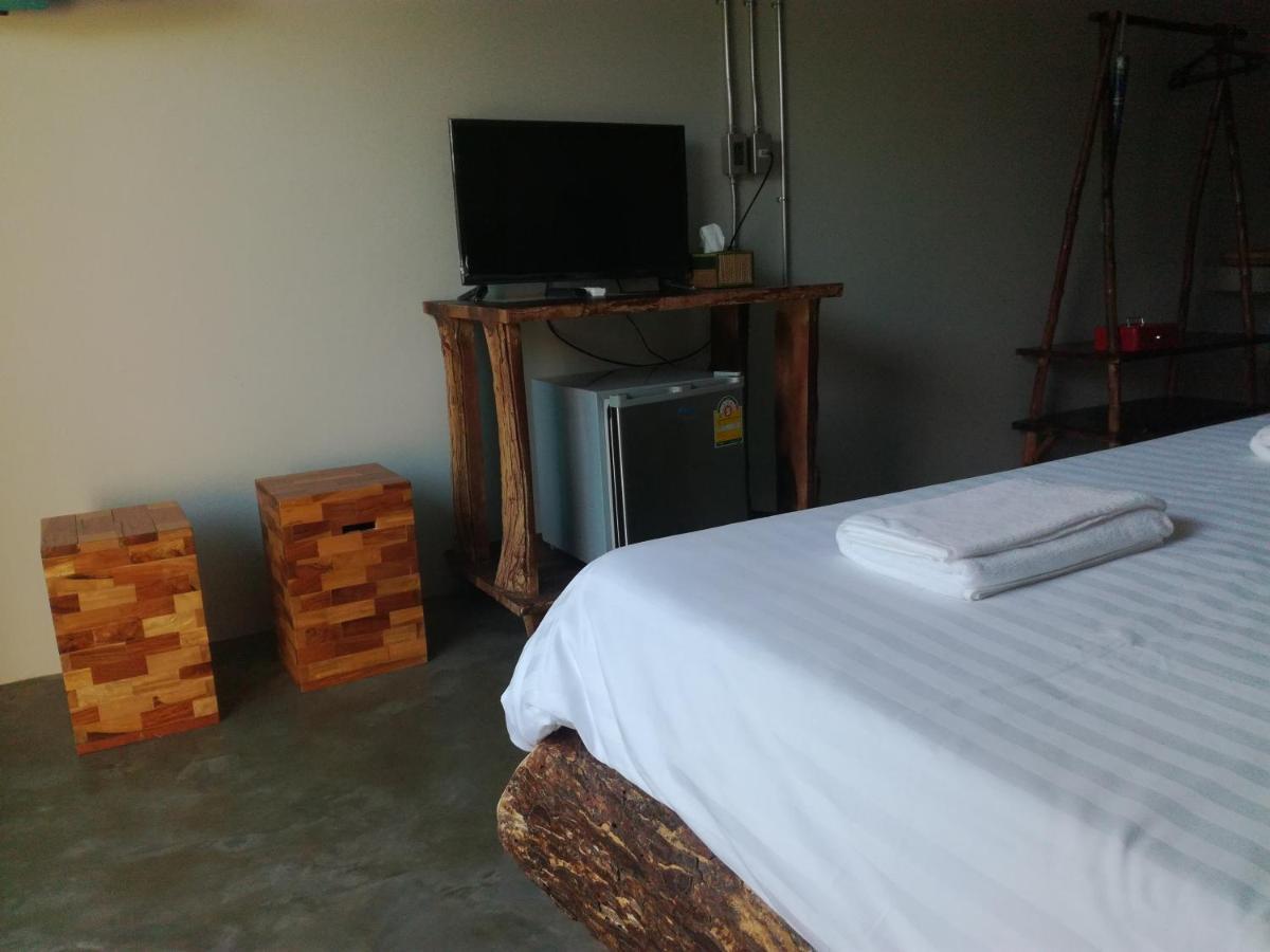 Sea House 3*
