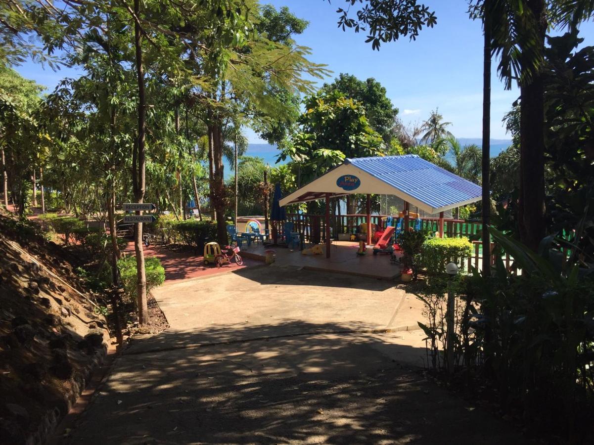 Resort Buri Hut Natural Koh Mak
