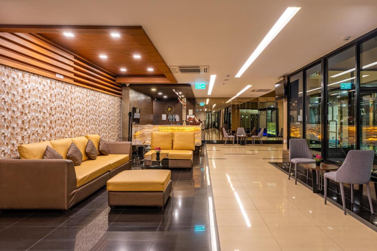 Hotel Lawinta Pattaya 4*