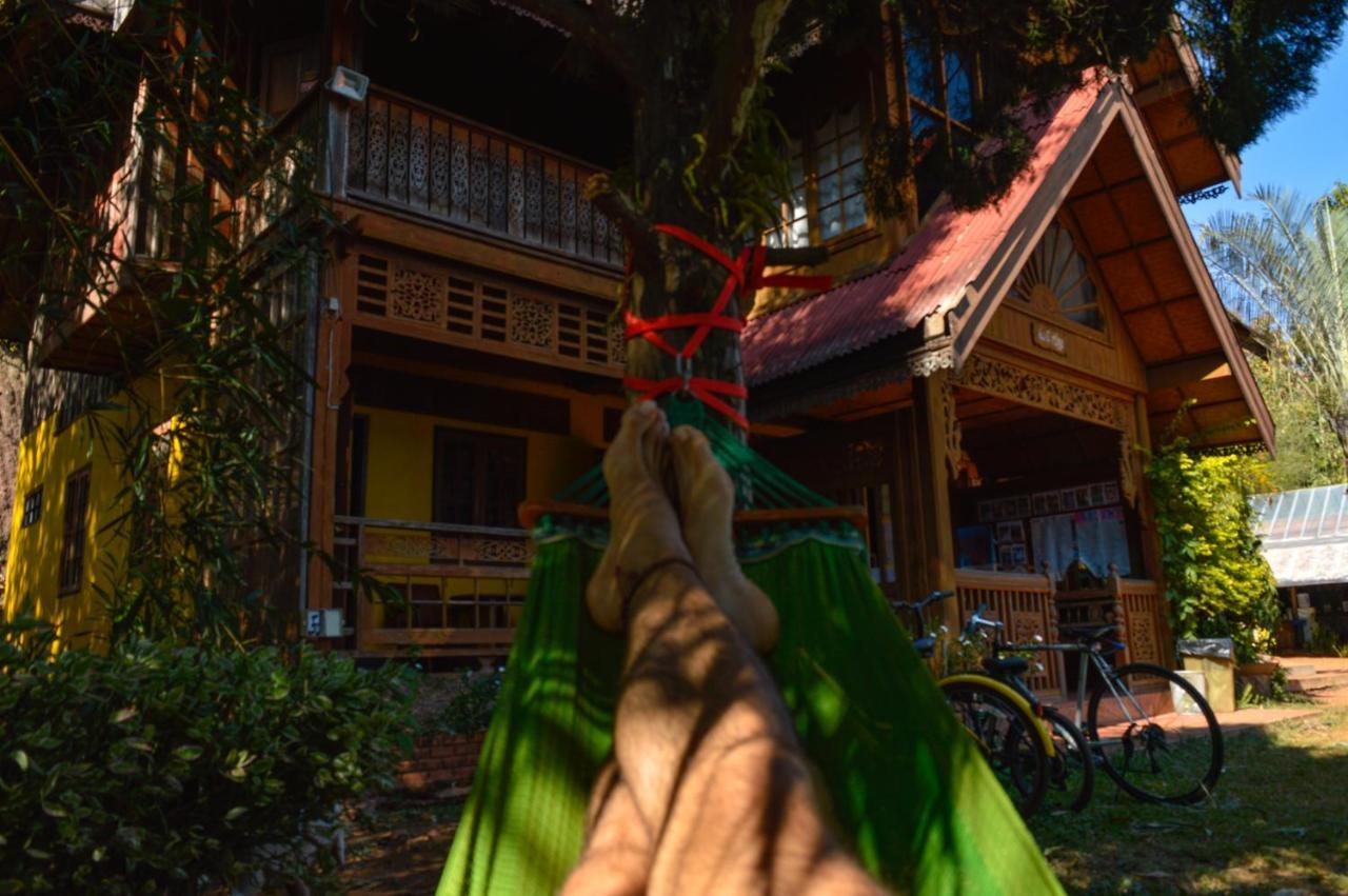 Crossroads House Resort
