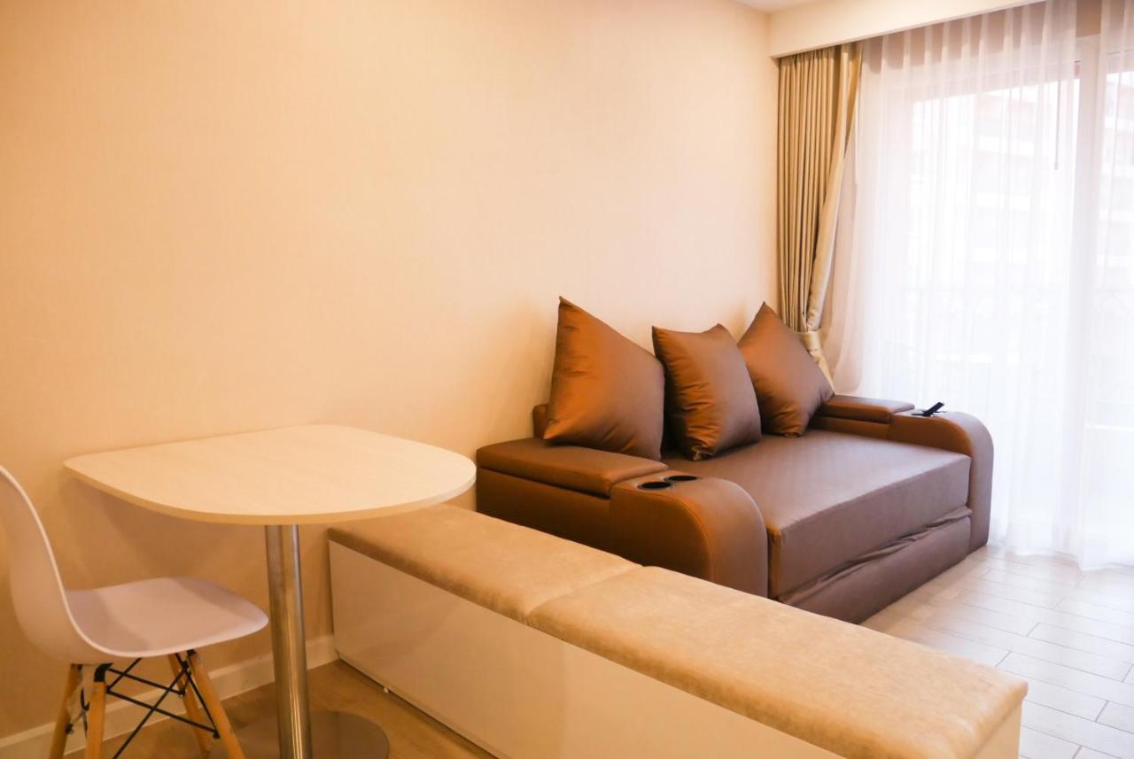 Seven Seas Pattaya & Sofa Bed Apartment *