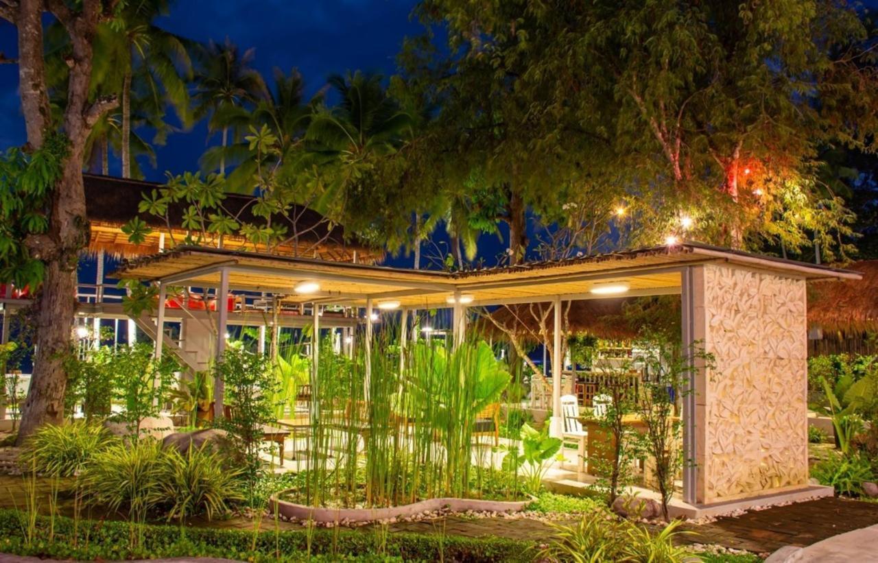 Cha-cha Krabi Beachfront Hotel 4*