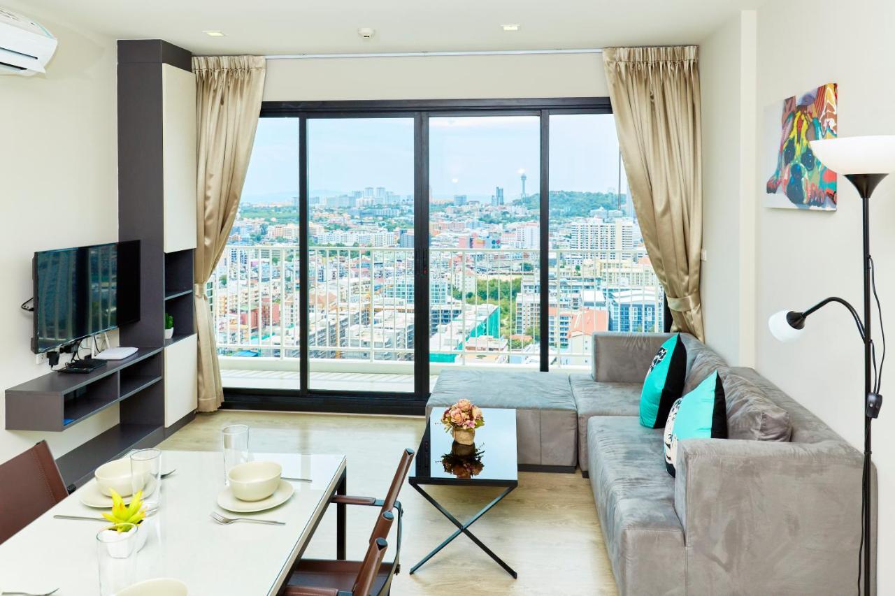 The Base By Tech Apartment *