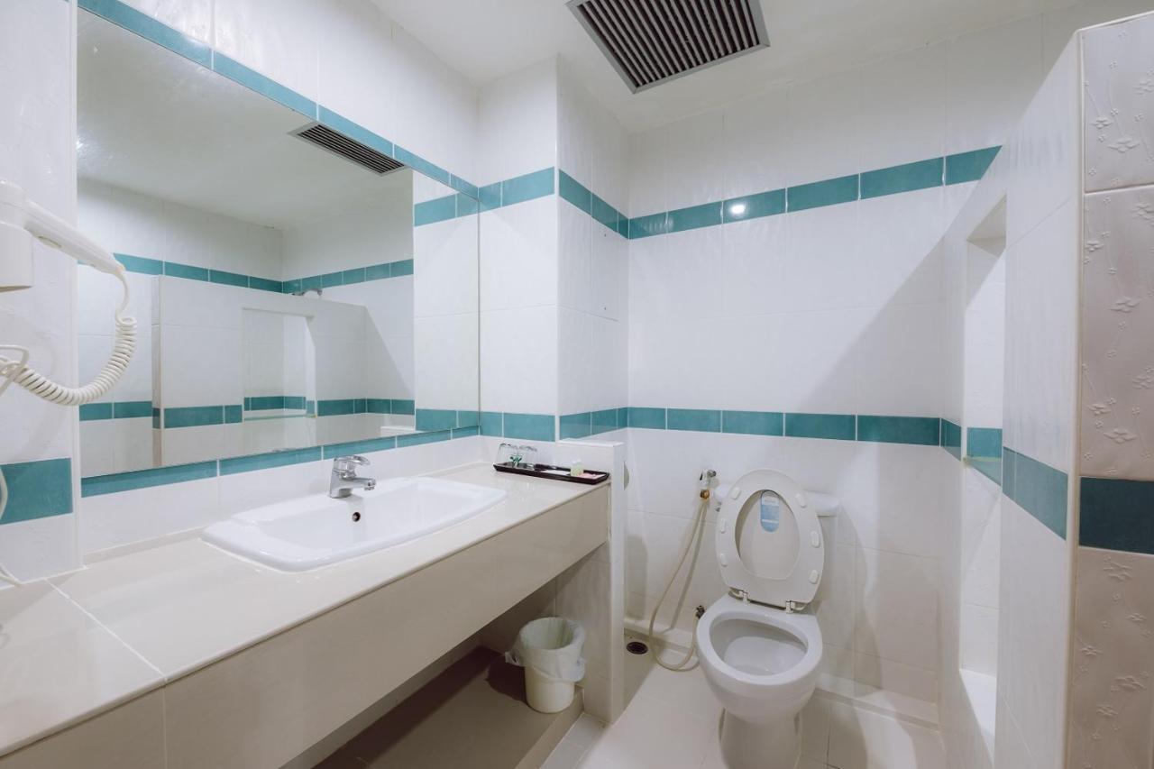 Morakot Twin Hotel 3*