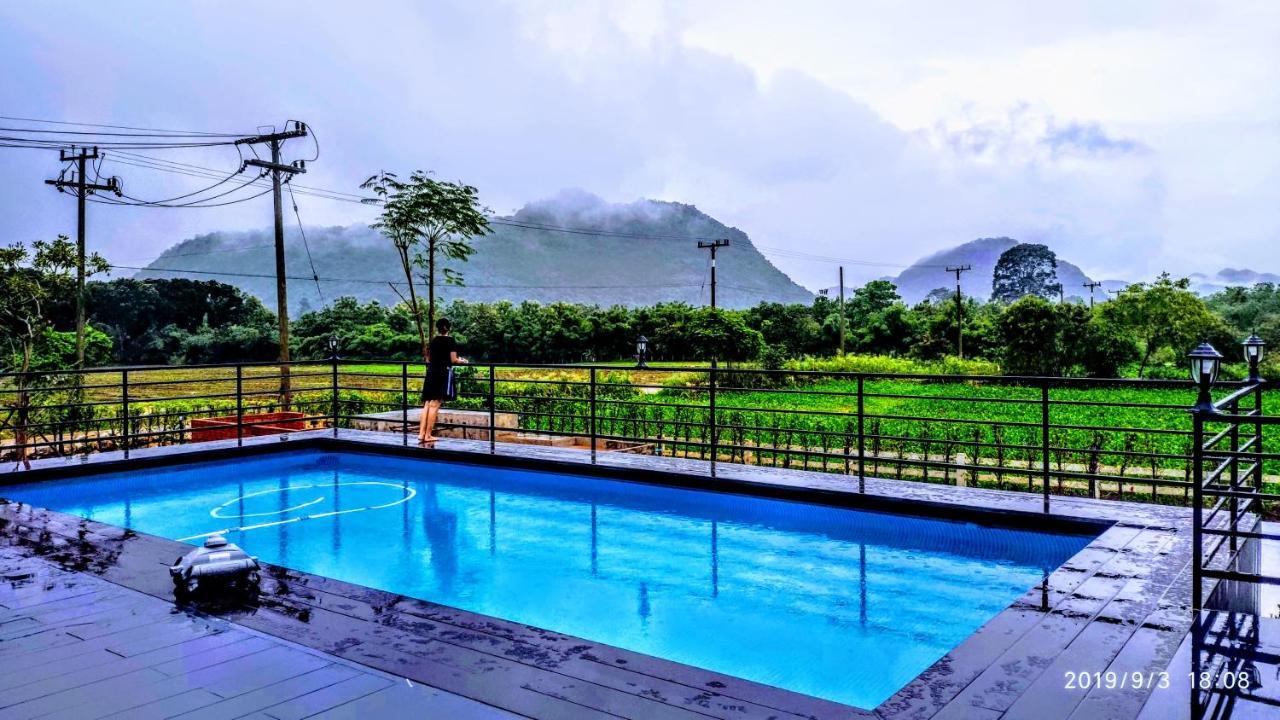 The X10 Private Pool & Khao Yai 3* Mu Si