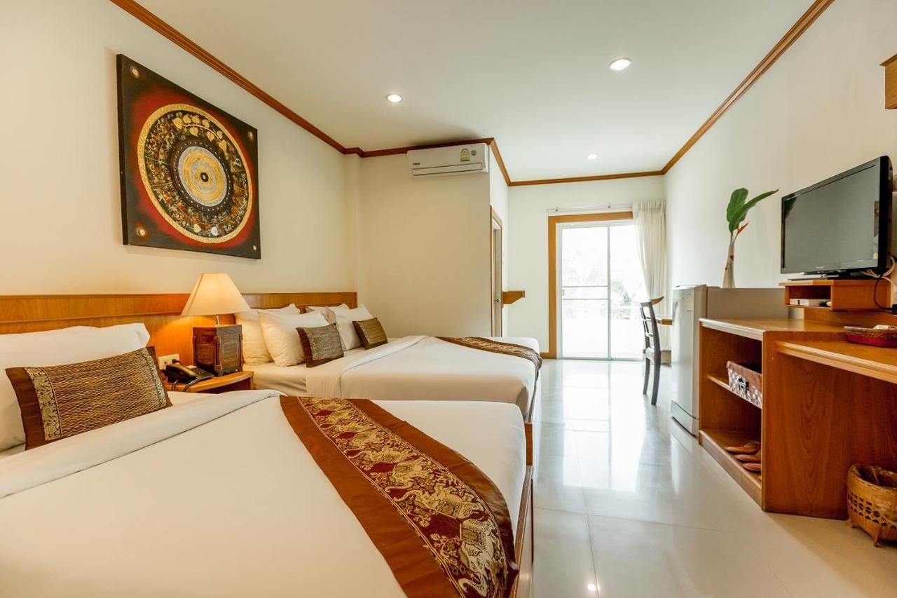 Hotel Village 3*
