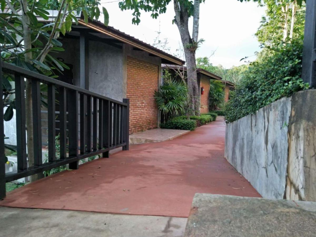 Sangkla 3* Ban Bang Pla O