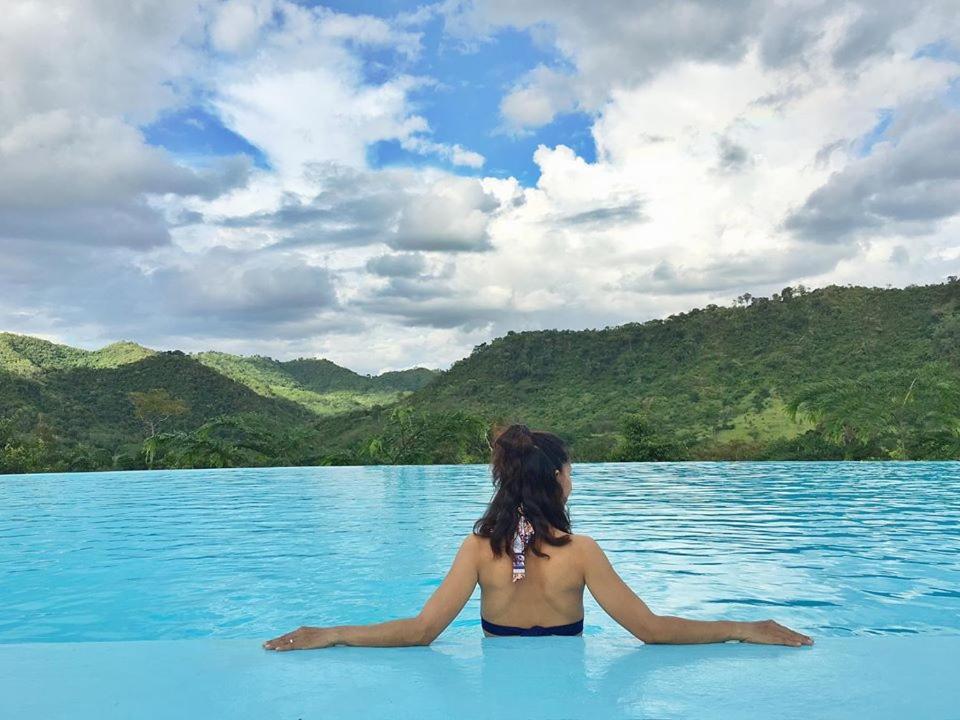 Resort Khunkhao Tamnanprai Suan Phueng