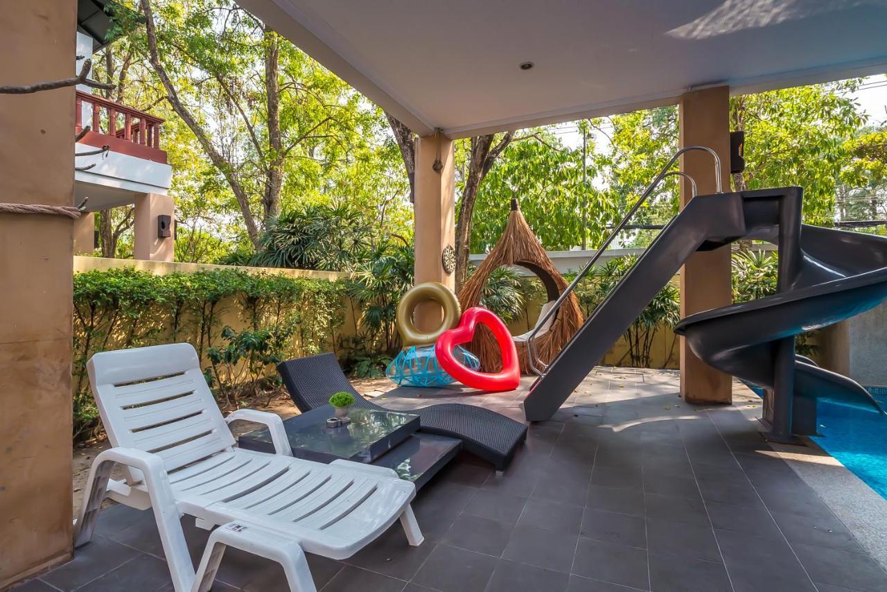 Jomtien Waree 8 - 6 Bedroom Pool *