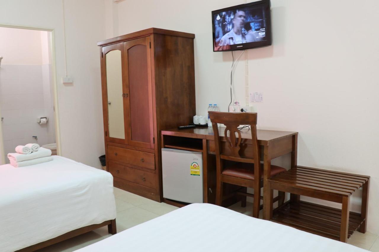 Hotel Phuranya 2*