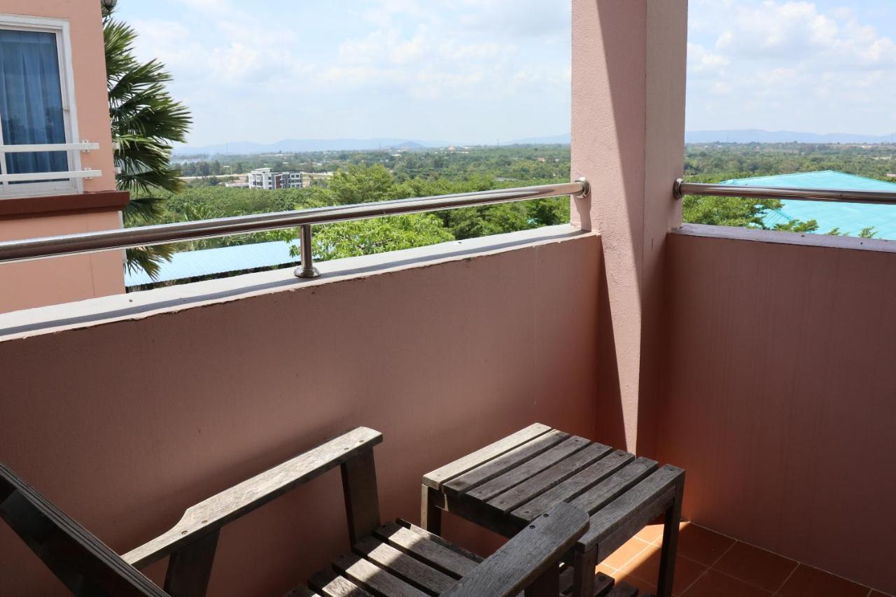 Phuranya Hotel Pakchong