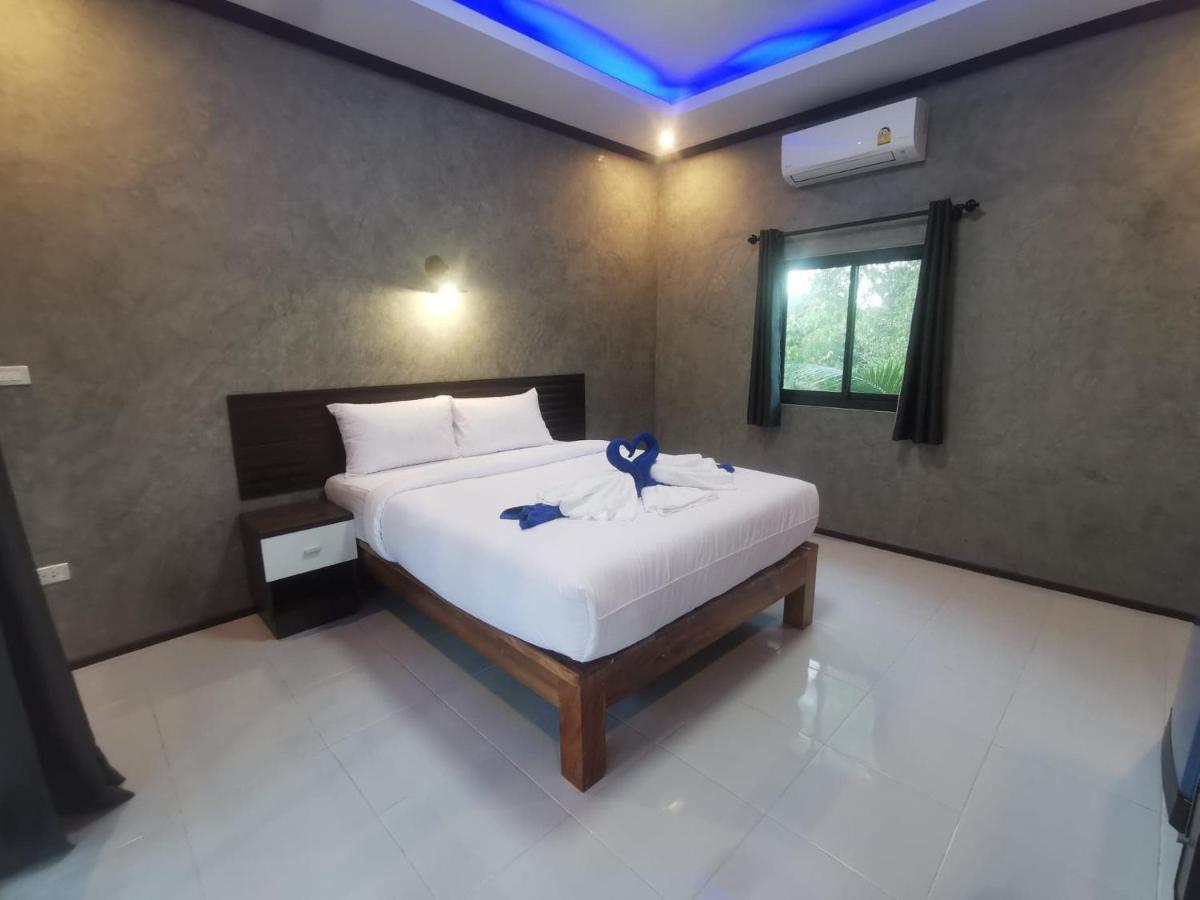 Resort Baan Chainarong