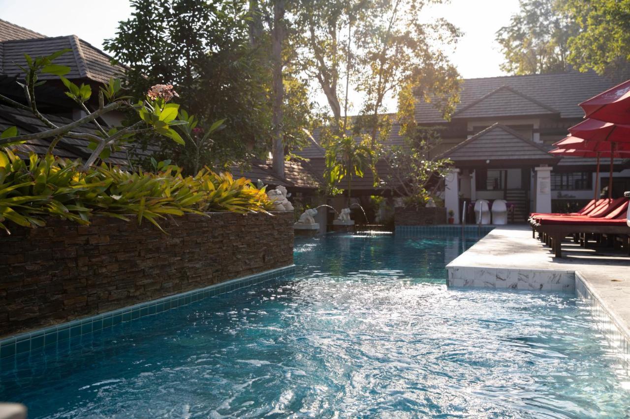 Resort Samed Pavilion 4*