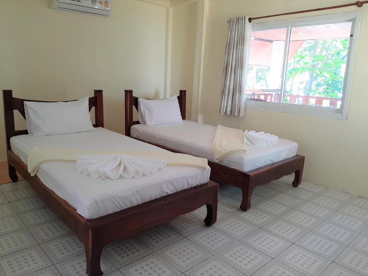 Cameron Island Resort 2*