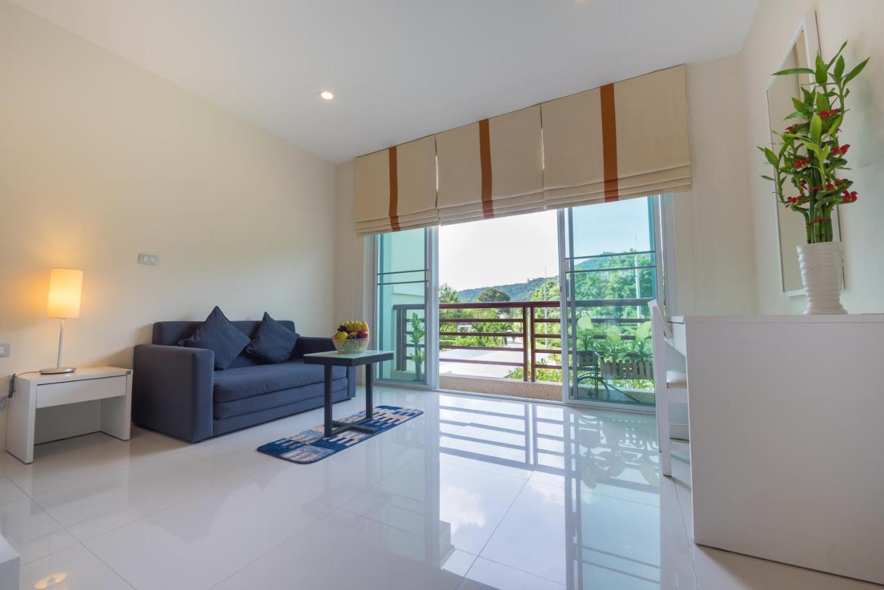 Tai-pan And 4* Hua Hin