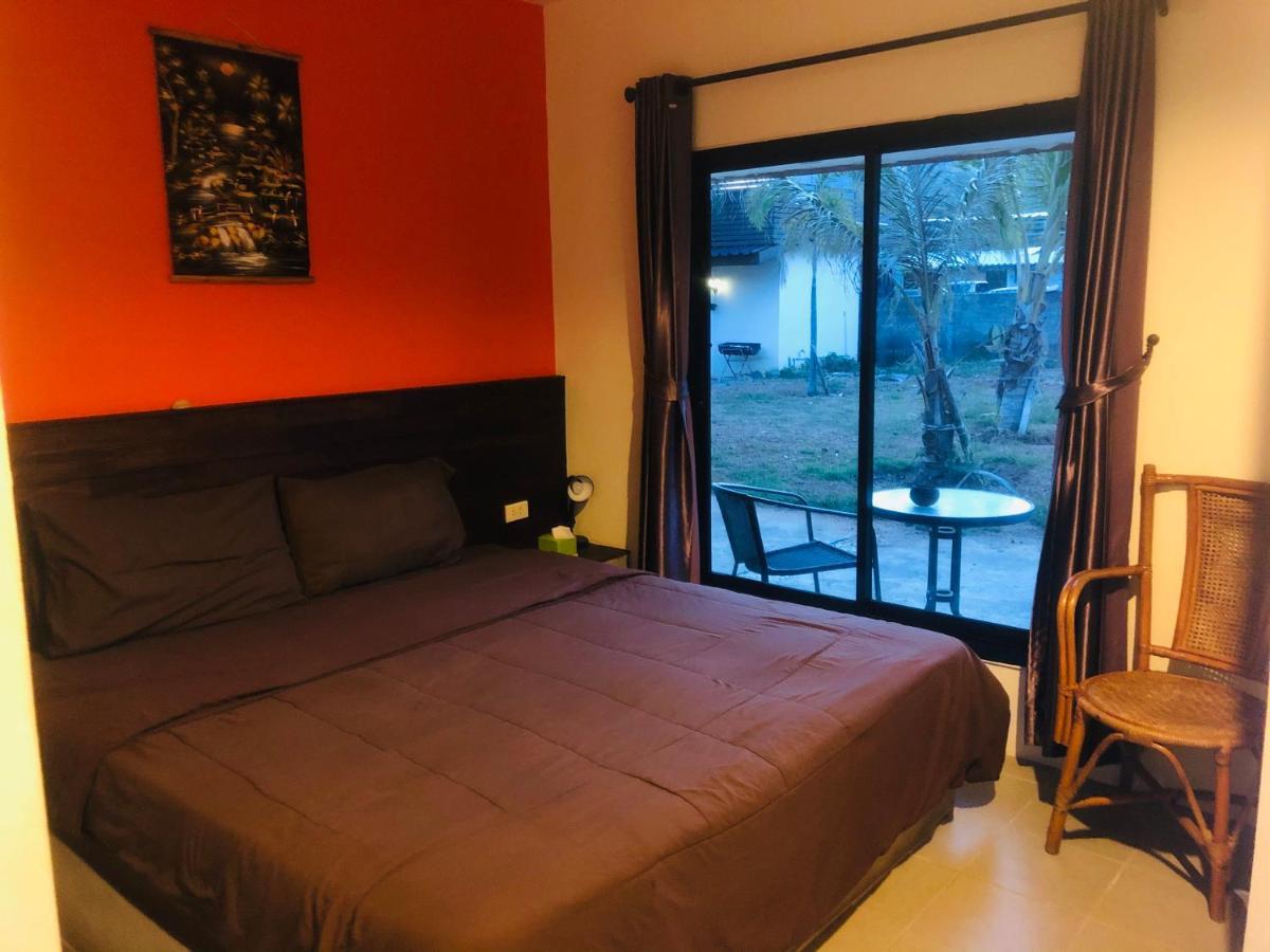 Aonang 3 Monkeys Pool Resort 3*