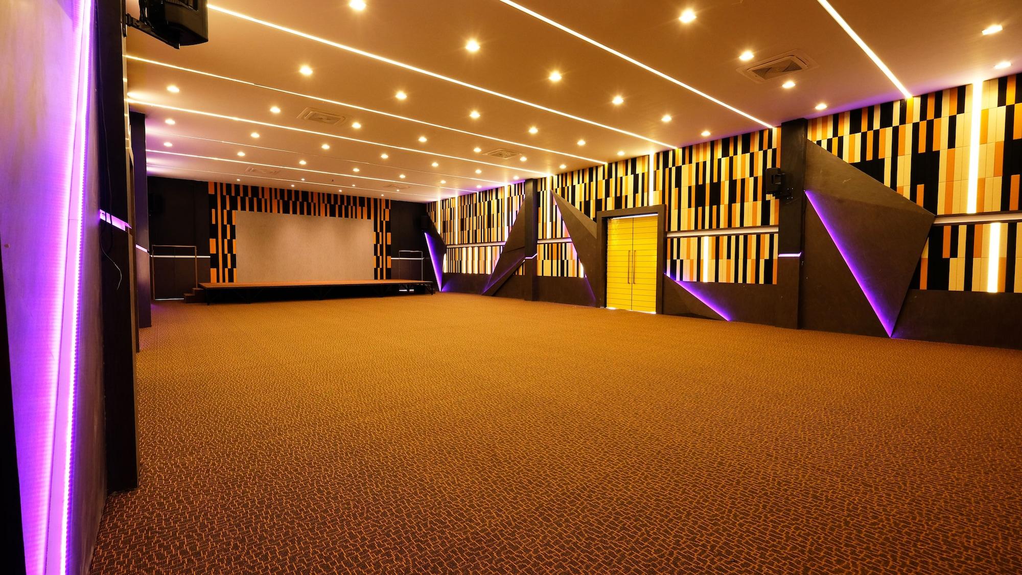 Hotel Play Phala Rayong 4*
