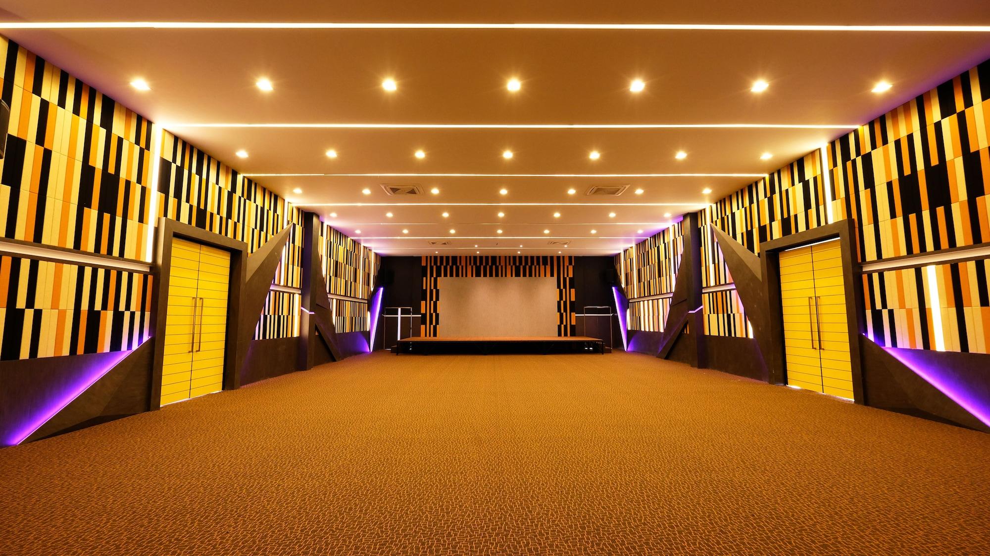 Hotel Play Phala Rayong 4*