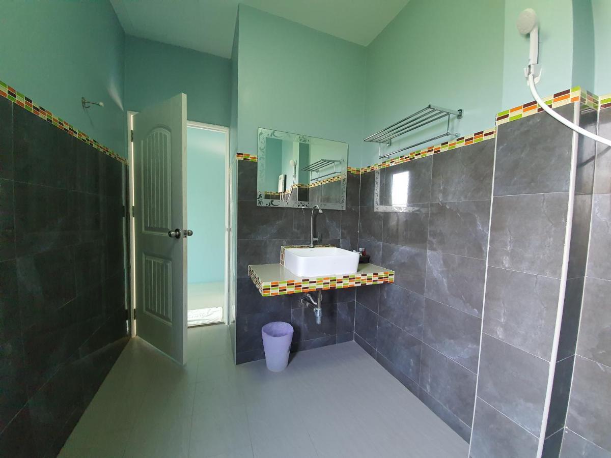 Barefeet Heaven Hill Naturist Resort Resort 3*