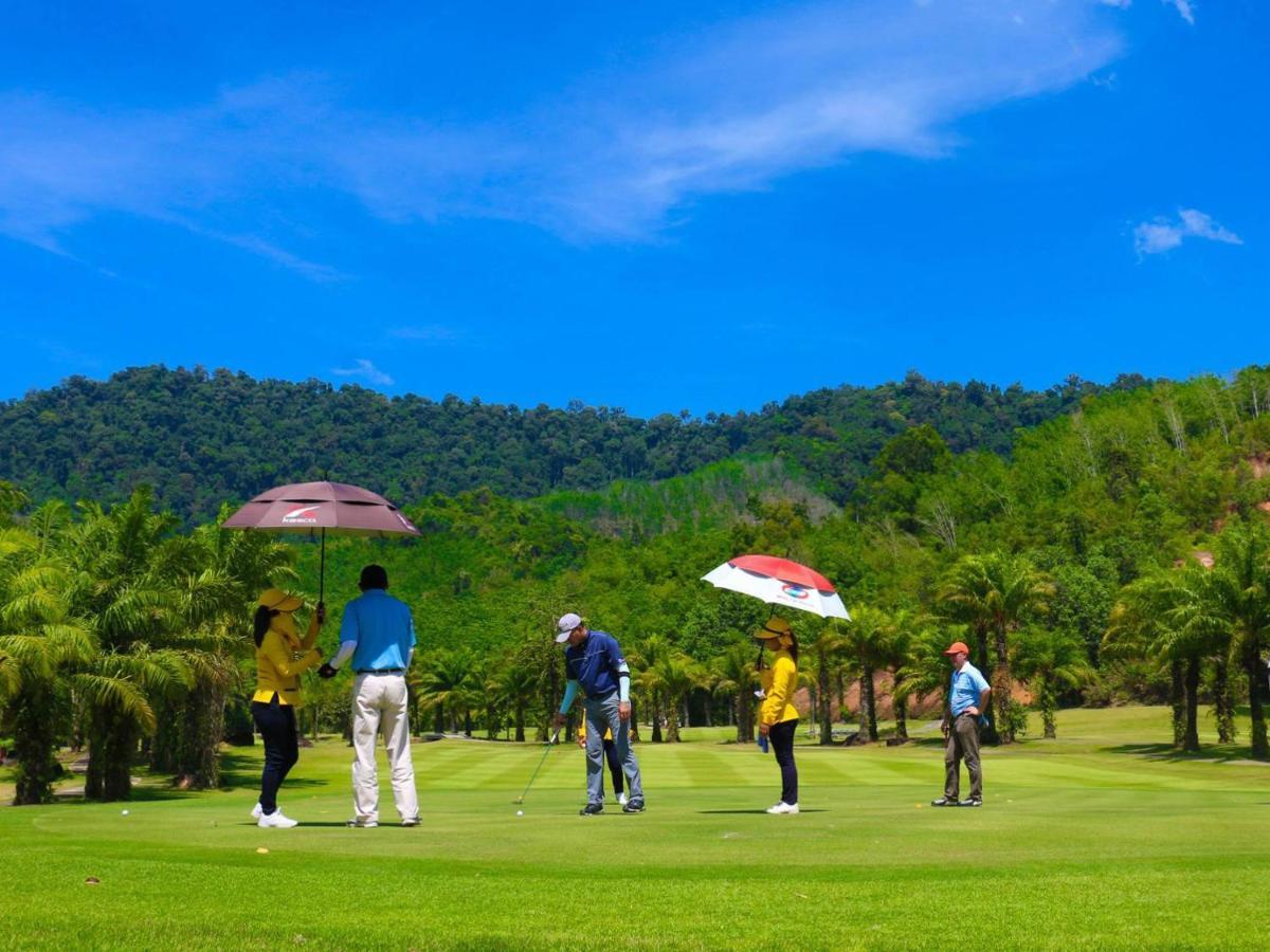 Katathong Golf & 4*