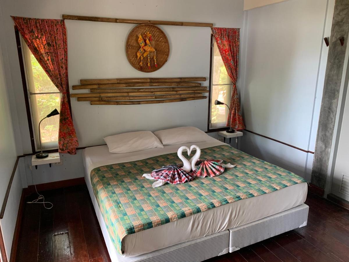 Thongtapan Resort 2*