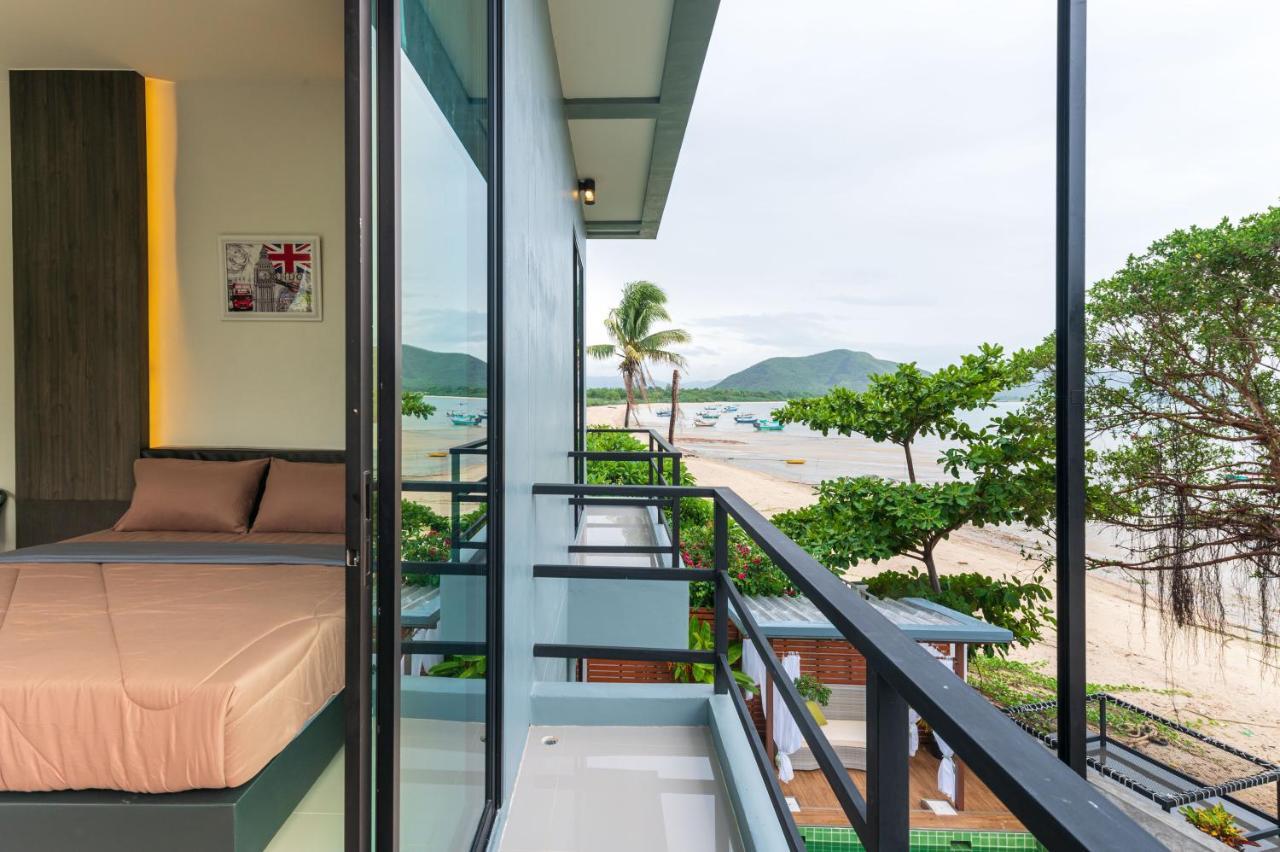 Resort Aownoi Bay