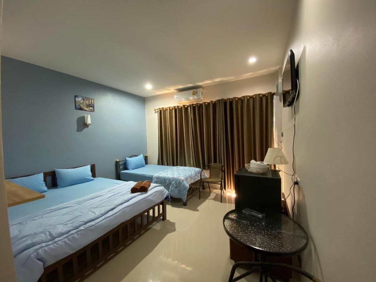 Baan Bang Kluai And Coffee 2*