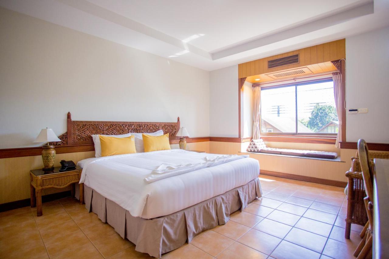100 Islands & Hotel 3*