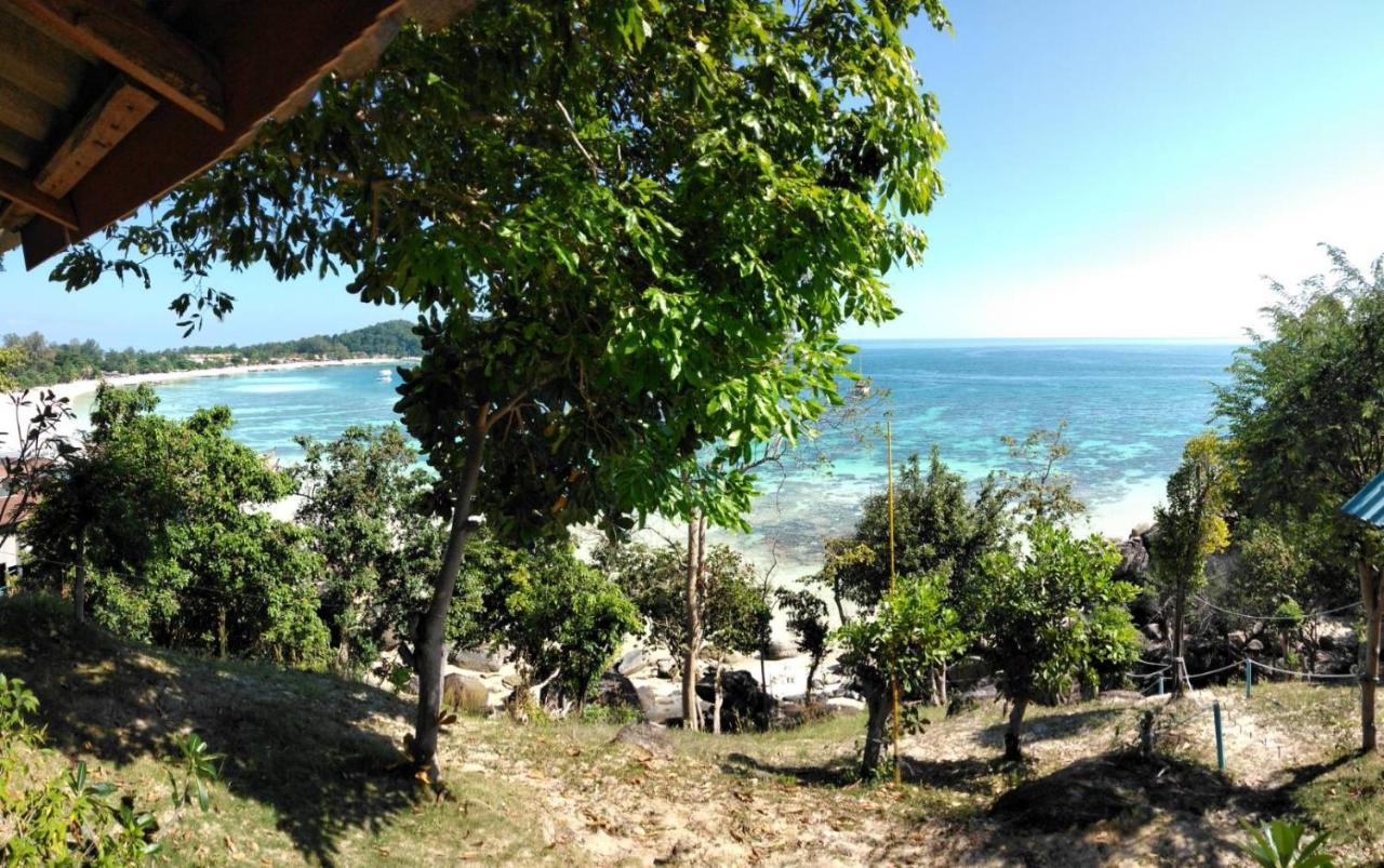 Daya Hill Seaview