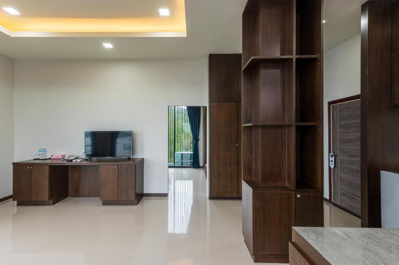 Resort Aownoi Bay *