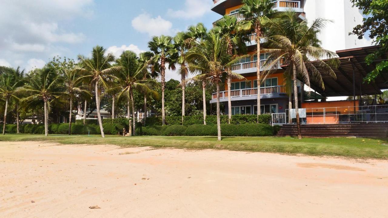 The Pattaya Hotel Na Chom Thian