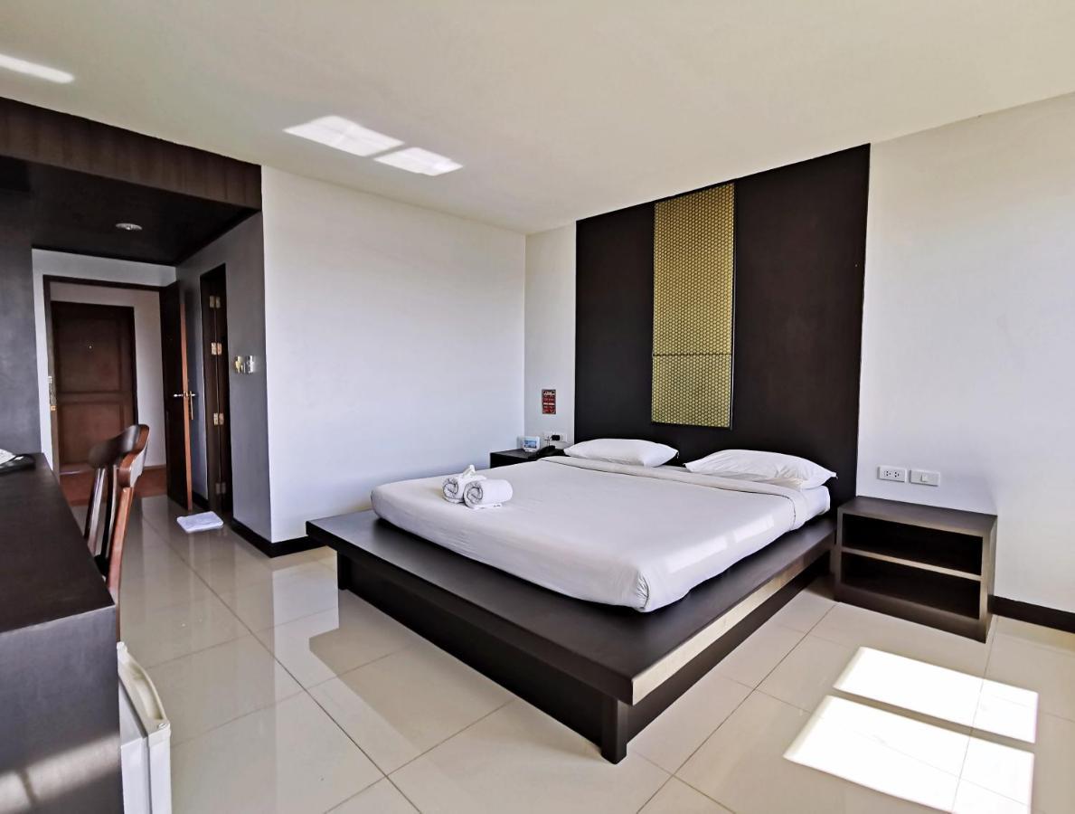 Nana Buri Hotel Chumphon