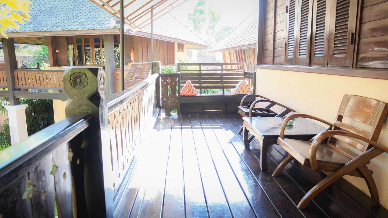 River Corner Resort Pai