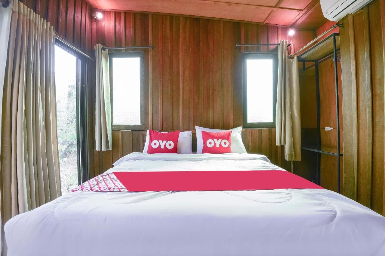Oyo 693 Tree House Hotel 2*