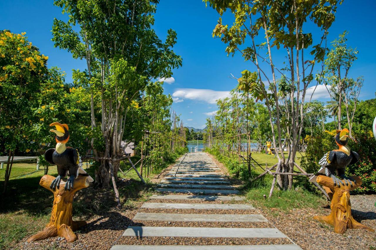 Golden Dragon Resort