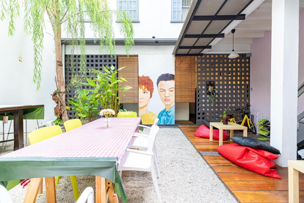 Yu Cafe Hostel