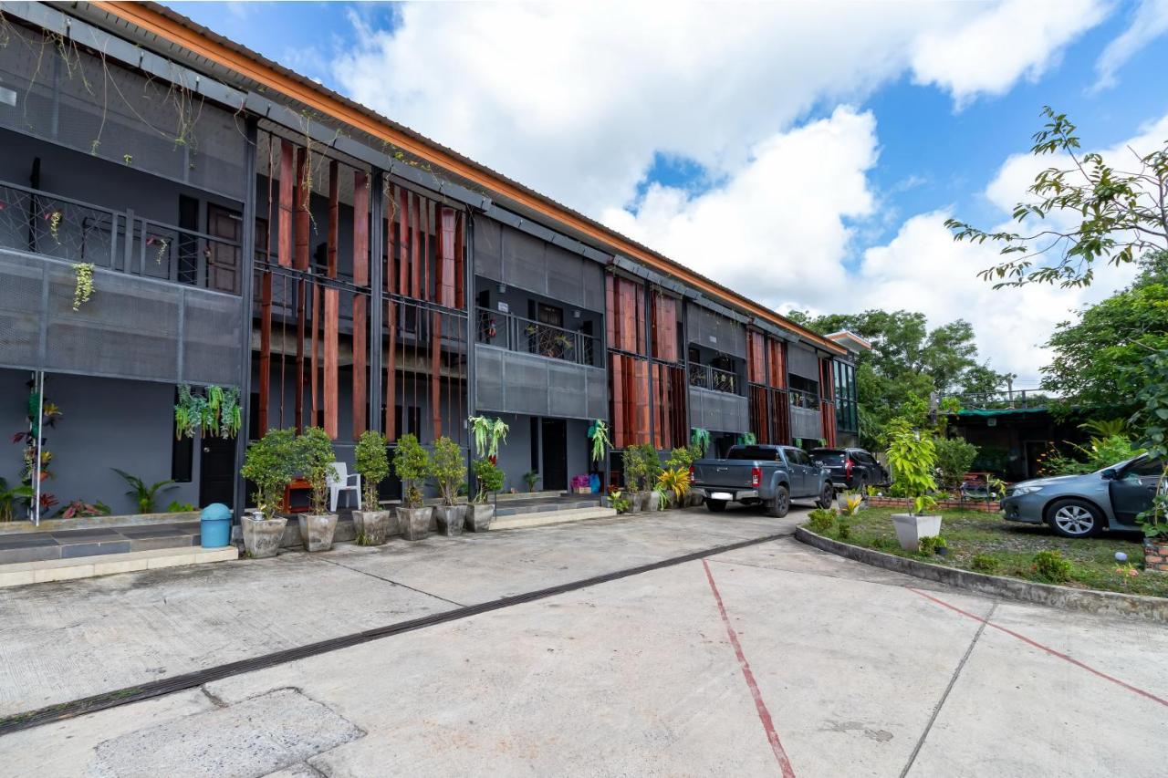 Cs Klongtoey Grand 2*