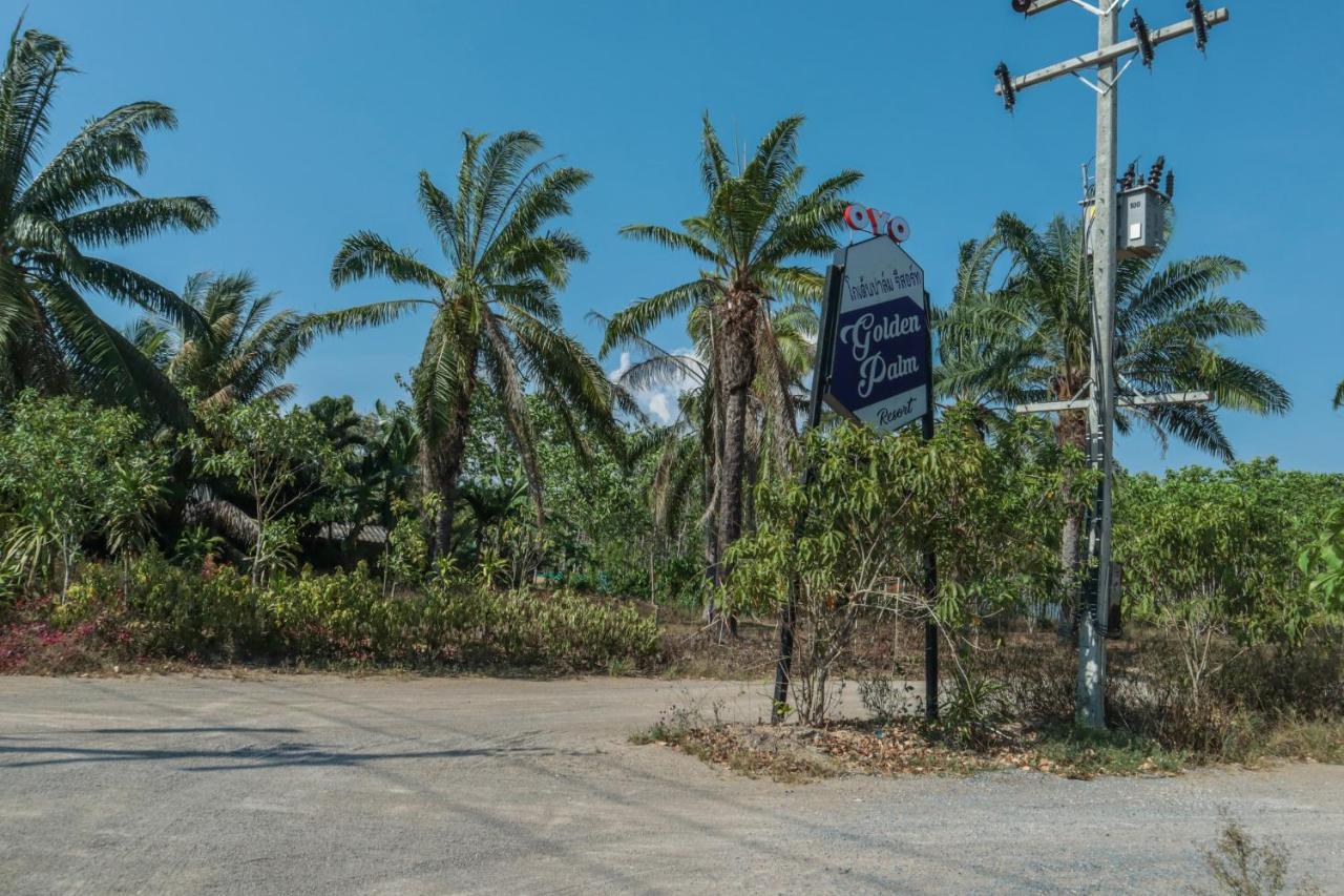 Oyo 809 Golden Palm Resort 2*