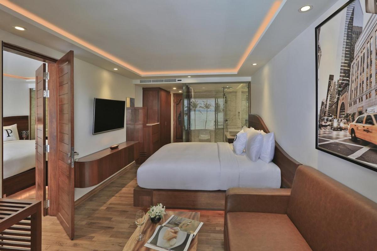 Resort The Privilege Ezra (adults Only)