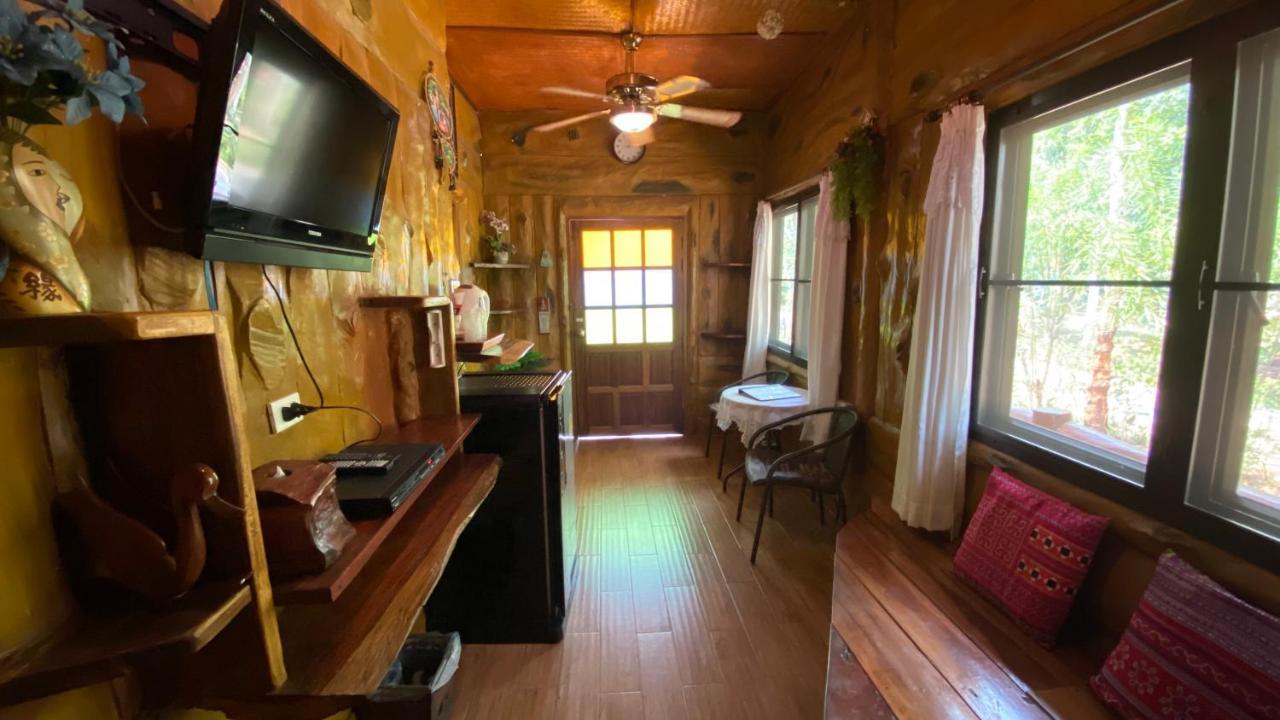 Saiyok River House Resort 3*