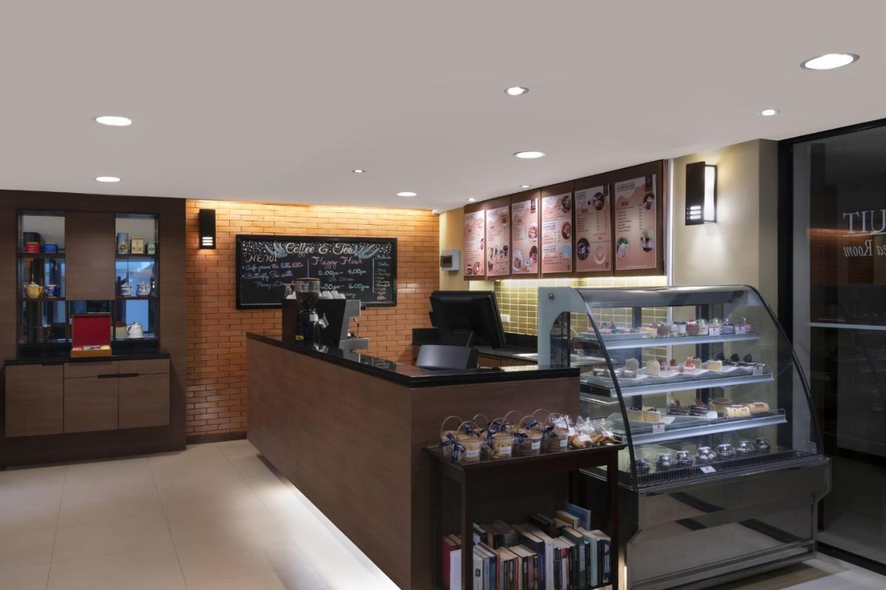 Novotel Rayong Rim Pae 4*