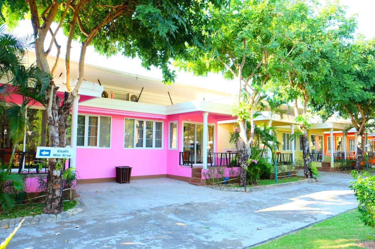 New Travel & Resort Chao Lao Beach
