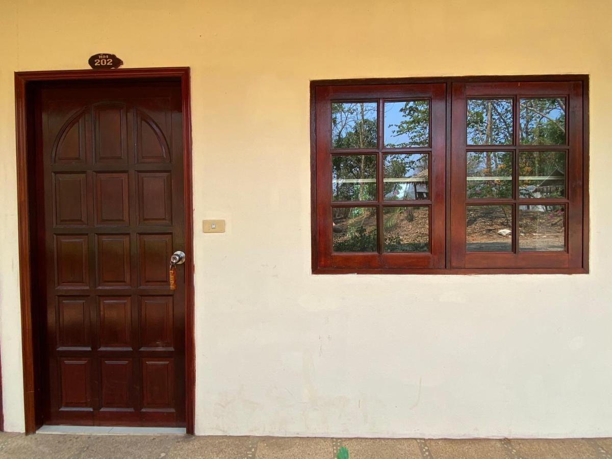 Resort Saiyok River House Sai Yok