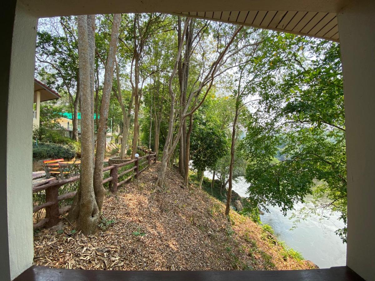 Resort Saiyok River House 3*