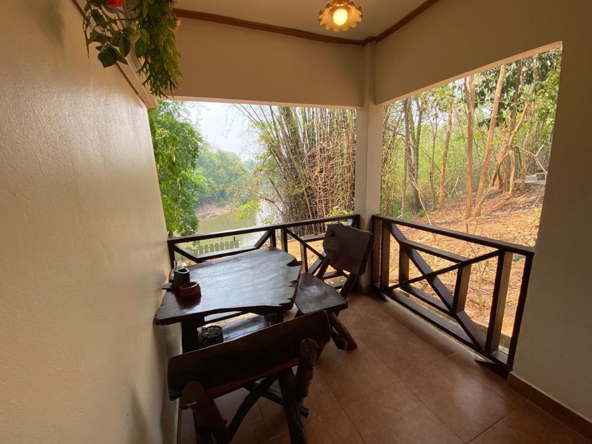 Saiyok River House 3* Sai Yok